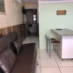 Kitnet No Centro De Bombinhas